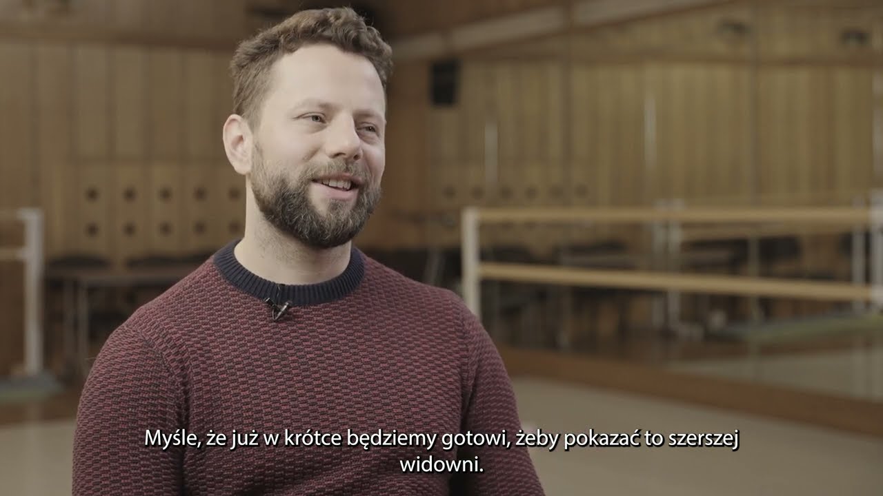 „Kiedy tancerz tańczy, ziemia pod nim jest święta.”  Reportaż o Szkole Tańca Mash Art